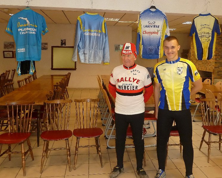 2010-10-10 03bis L_Ancien et le Jeunot.JPG